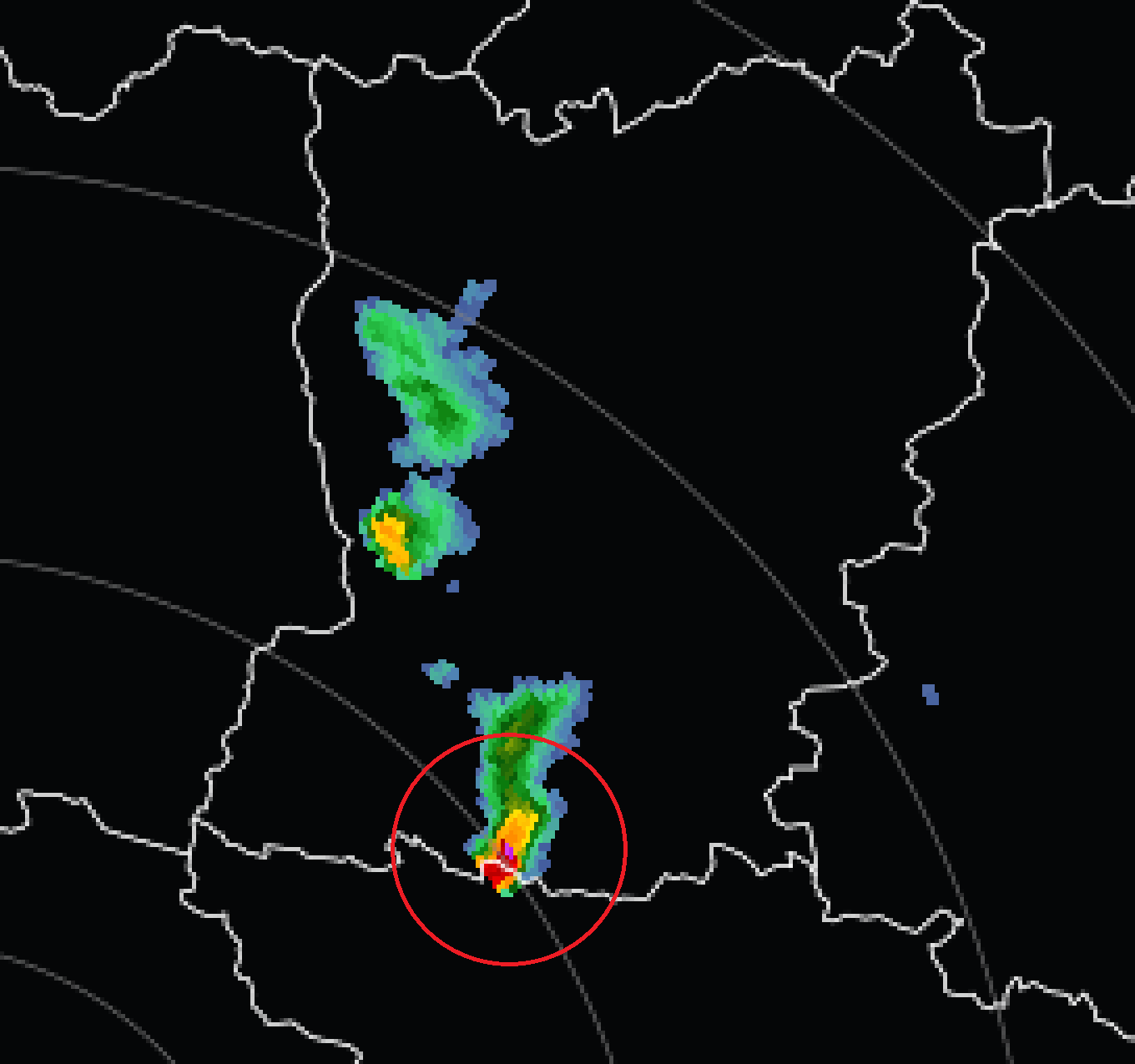 Deux tornades en Mayenne et dans le Var