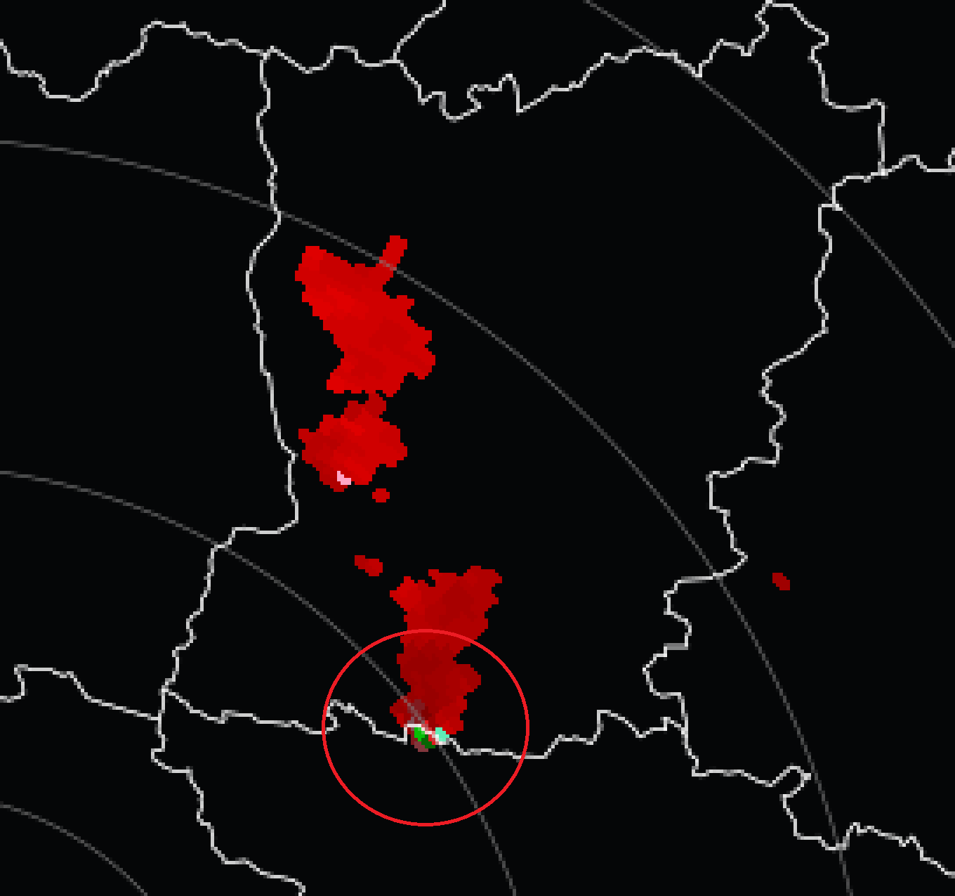 Deux tornades en Mayenne et dans le Var