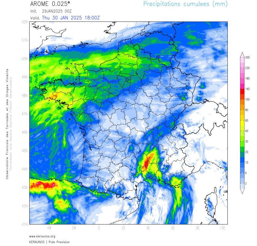 <p>La dépression Ivo va générer des pluies significatives en Bretagne déjà saturée d'eau. Des lames d'eau de 30 à 50 mm sont possibles, voire localement un peu plus sur le sud de la région. A partir de la nuit prochaine et demain, pluies soutenues en Cévennes avec des cumuls supérieures à 100 mm attendus.</p>