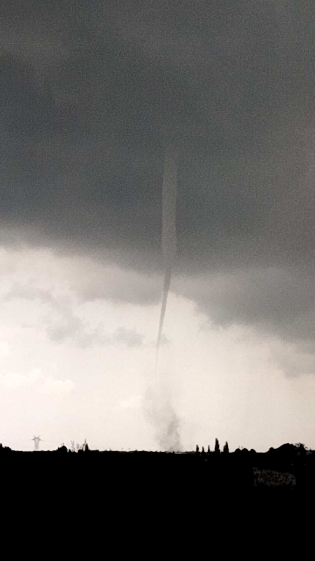 Tornade dans les marais de Trignac (44) - 21/05/2024 15:10 - Sylvain Rousseau