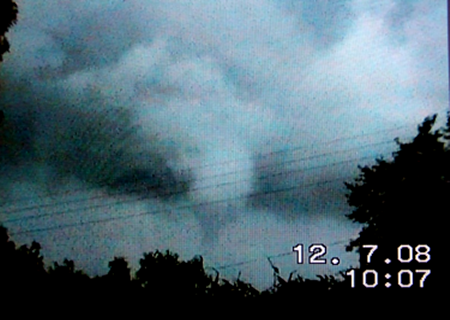 Tornade EF1 à Plouagat (Côtes-d'Armor) le 12 juillet 2008