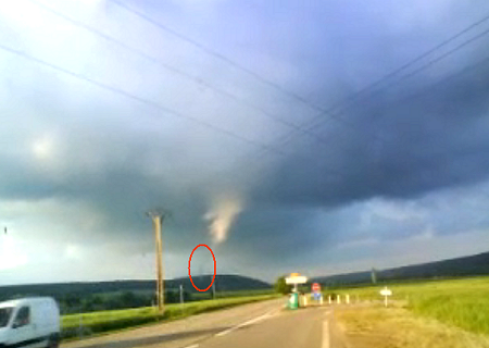 Tornade EF0 à Romilly-sur-Andelle (Eure) le 17 mai 2008