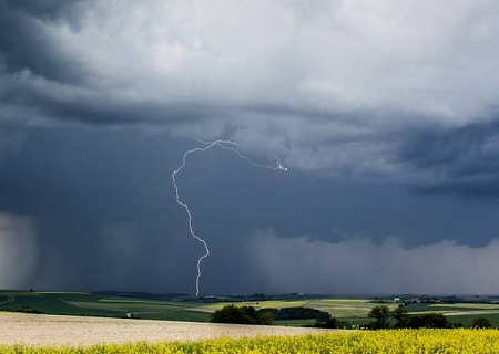 Orages forts, avec pluies intenses et grêle, les 6, 7, 8 et 9 juin 2013