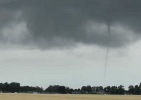 Tornade EF0 à Bacqueville-en-Caux (Seine-Maritime) le 8 juillet 2007