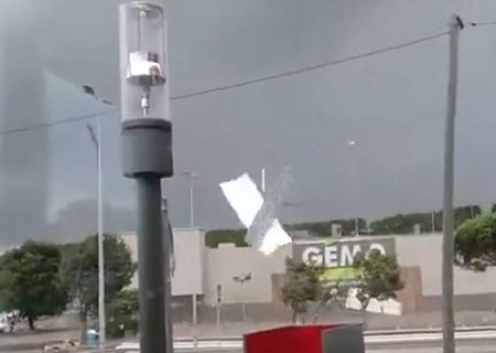 Tornade EF0 à Cabriès (Bouches-du-Rhône) le 15 septembre 2014